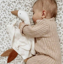 Load image into Gallery viewer, CUDDLE GOOSE