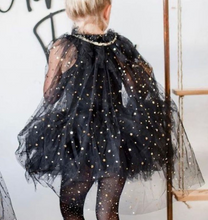 Load image into Gallery viewer, GIRL CAPES