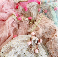 Load image into Gallery viewer, GIRL CAPES