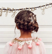 Load image into Gallery viewer, GIRL CAPES