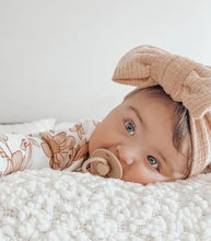 Load image into Gallery viewer, POINTELLE HEADBAND

