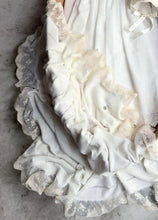 Load image into Gallery viewer, AALIYAH BLANKET
