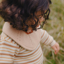 Load image into Gallery viewer, KNITTED BIB
