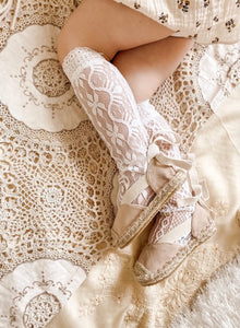 DAISY LACE SOCKS