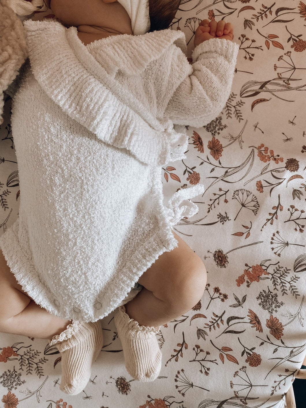 FRILL  BODYSUIT SET (B)