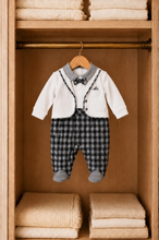 Load image into Gallery viewer, AMARI BABY BOY ROMPER SET (A)
