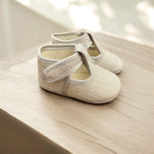 Load image into Gallery viewer, AQUITO SHOES
