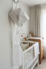 Load image into Gallery viewer, LINEN LACE HAT
