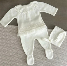 Load image into Gallery viewer, UNIQUE BABYSUIT &amp; HAT SET
