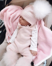 Load image into Gallery viewer, LEVI CAP / HOOD / HAT / BONNET
