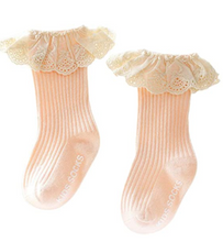 Load image into Gallery viewer, DINARA LACE SOCKS
