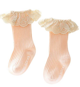 DINARA LACE SOCKS