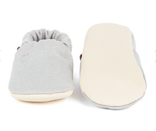 Load image into Gallery viewer, TOM BABY CANVASS SHOES
