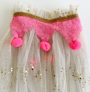 GIRL CAPES
