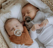 Load image into Gallery viewer, ASSORTED COLOUR PACIFIER

