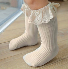 Load image into Gallery viewer, DINARA LACE SOCKS
