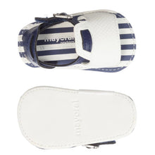 Load image into Gallery viewer, EMBER NEWBORN SANDALS
